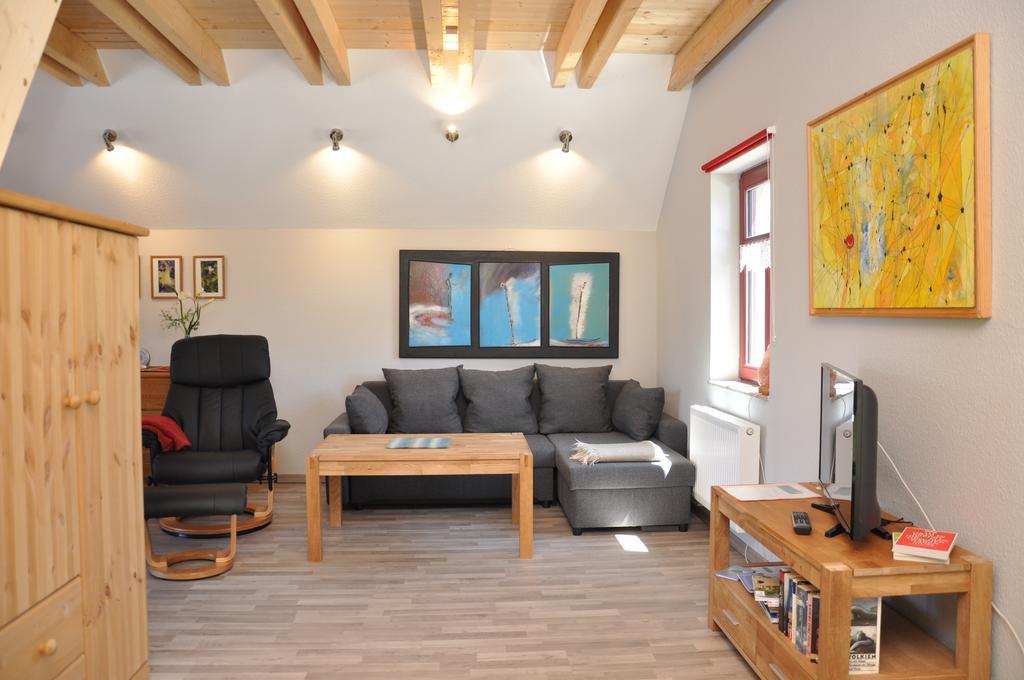Ferienwohnung Café Landart im Thüringer Finistère Plaue  Zimmer foto